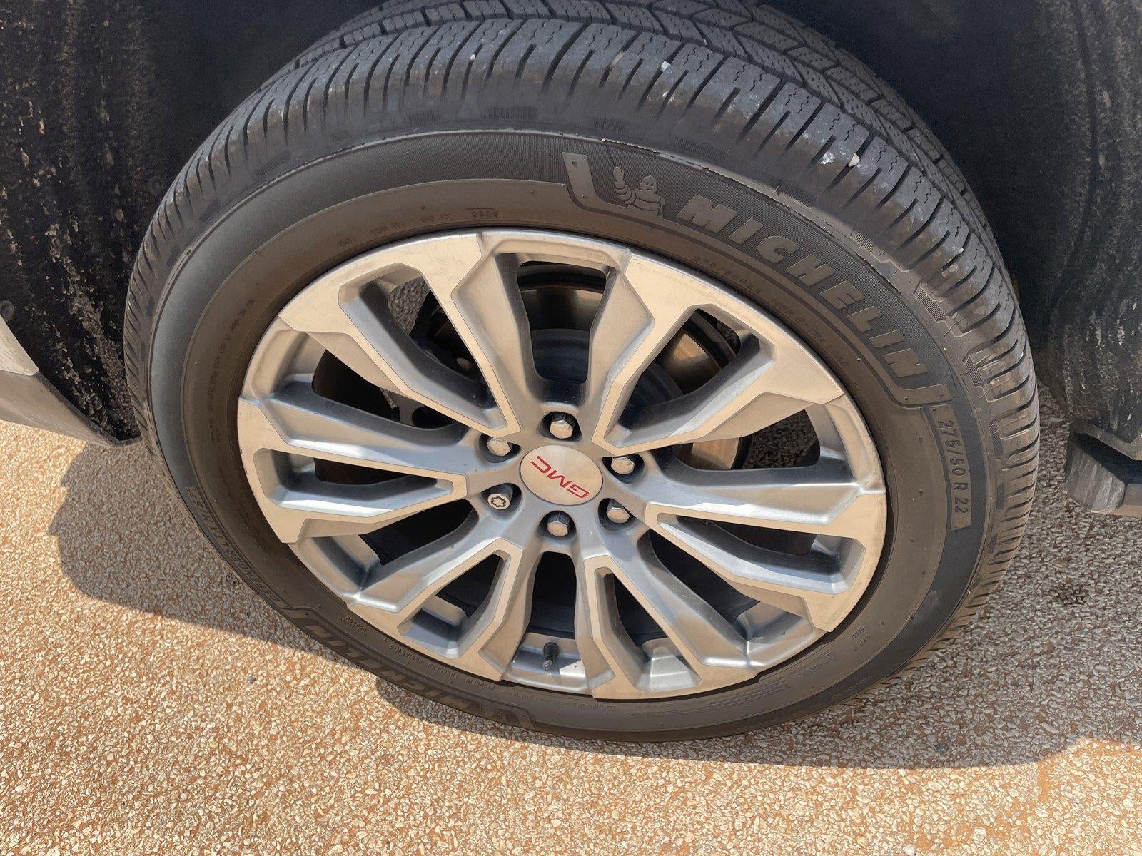 2022 GMC Yukon Denali