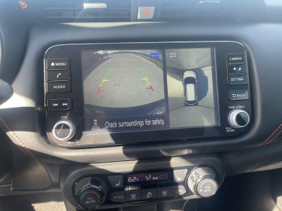 2022 Nissan Kicks SR