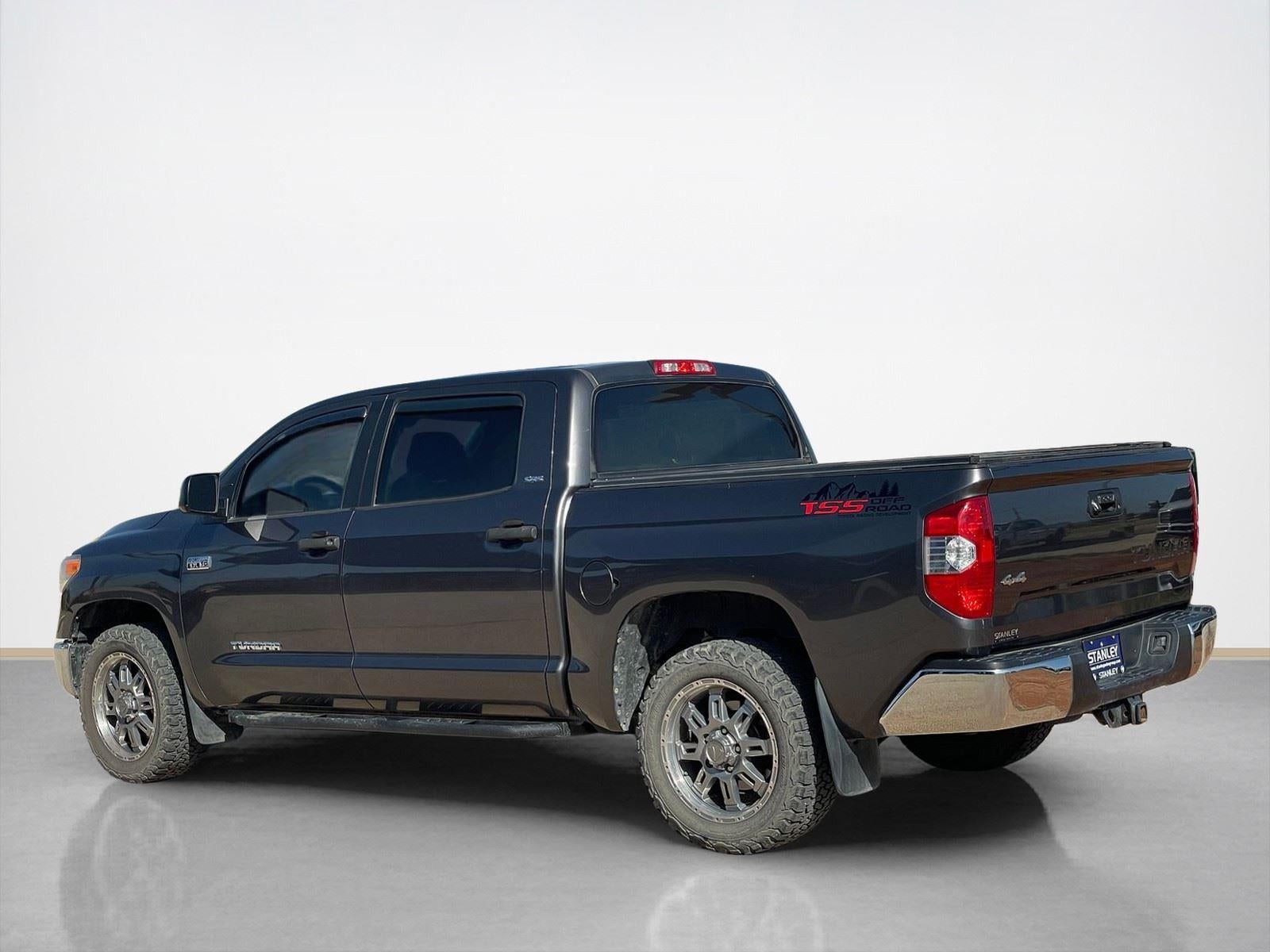 2017 Toyota Tundra SR5
