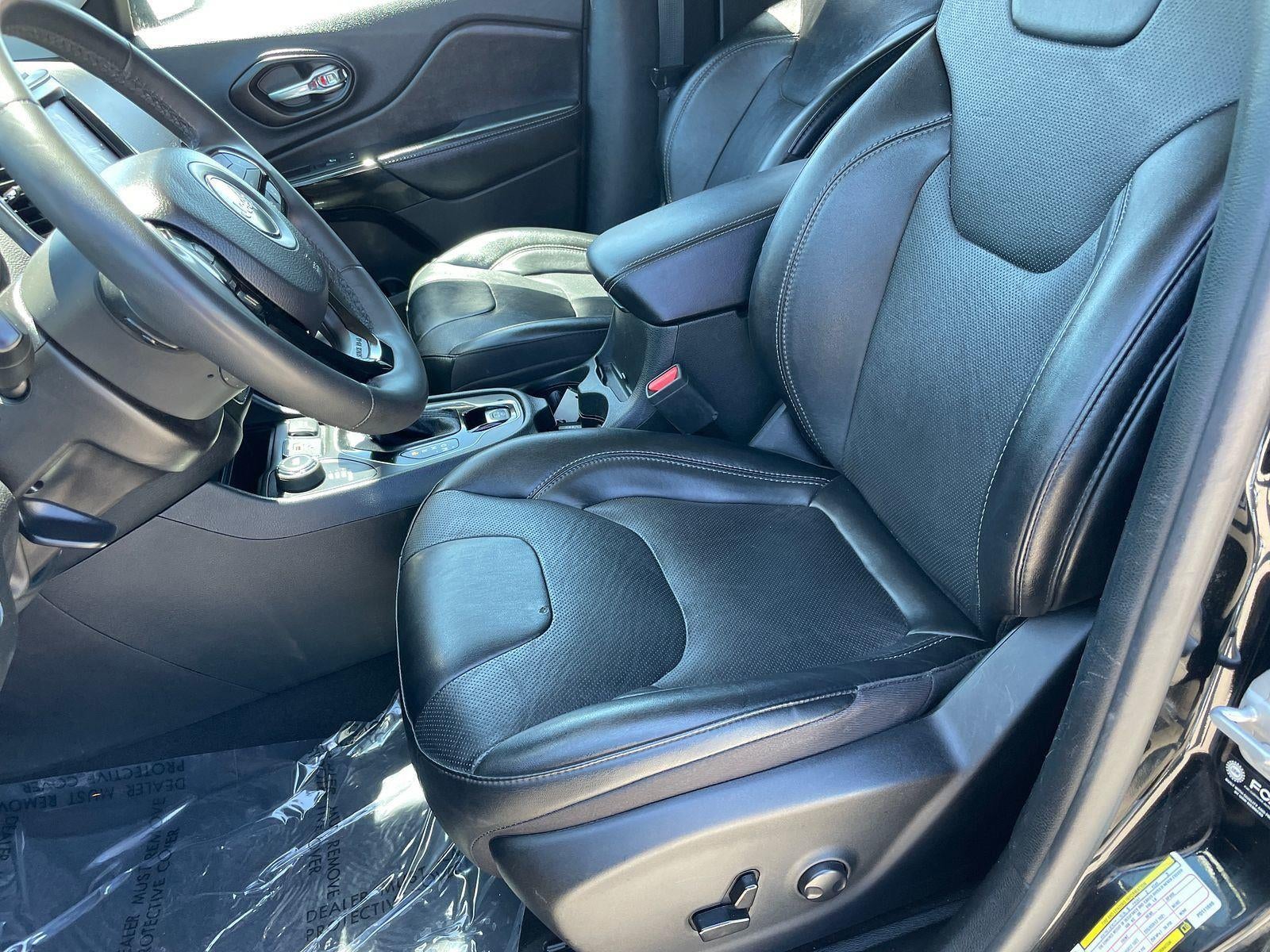 2023 Jeep Cherokee Altitude Lux
