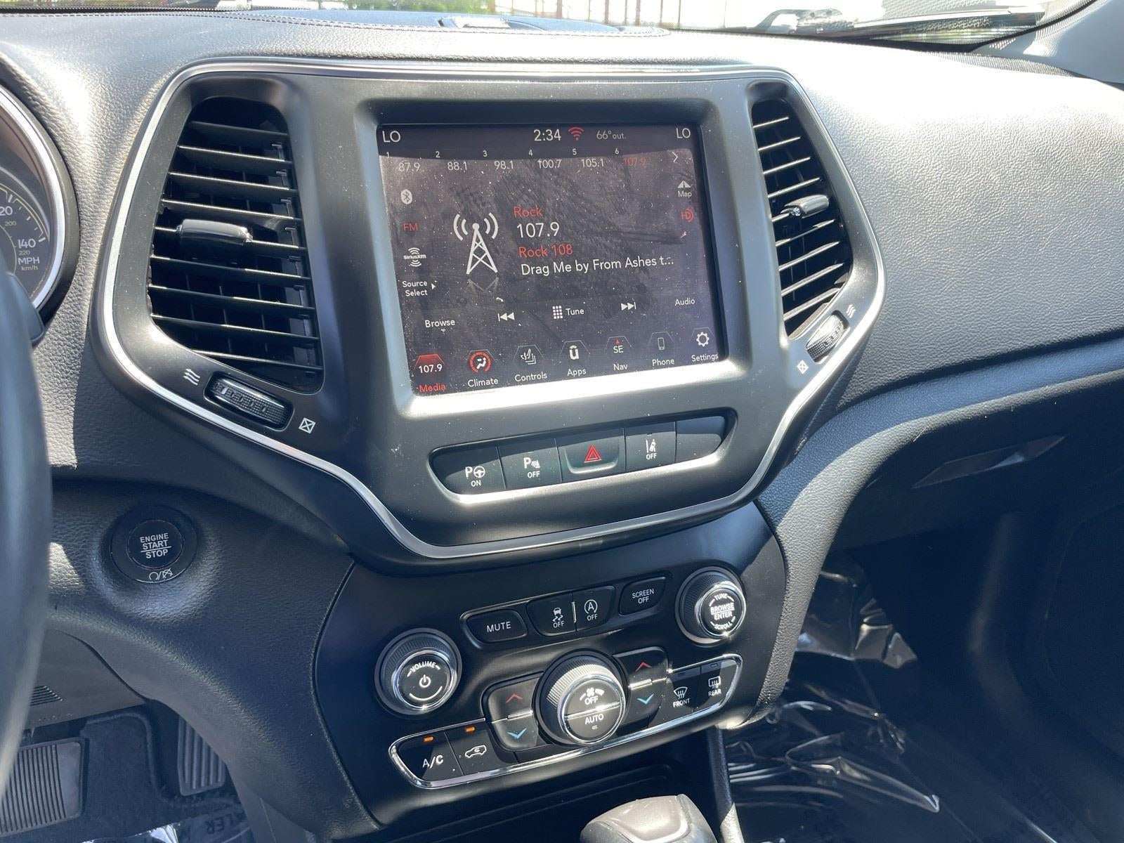 2023 Jeep Cherokee Altitude Lux