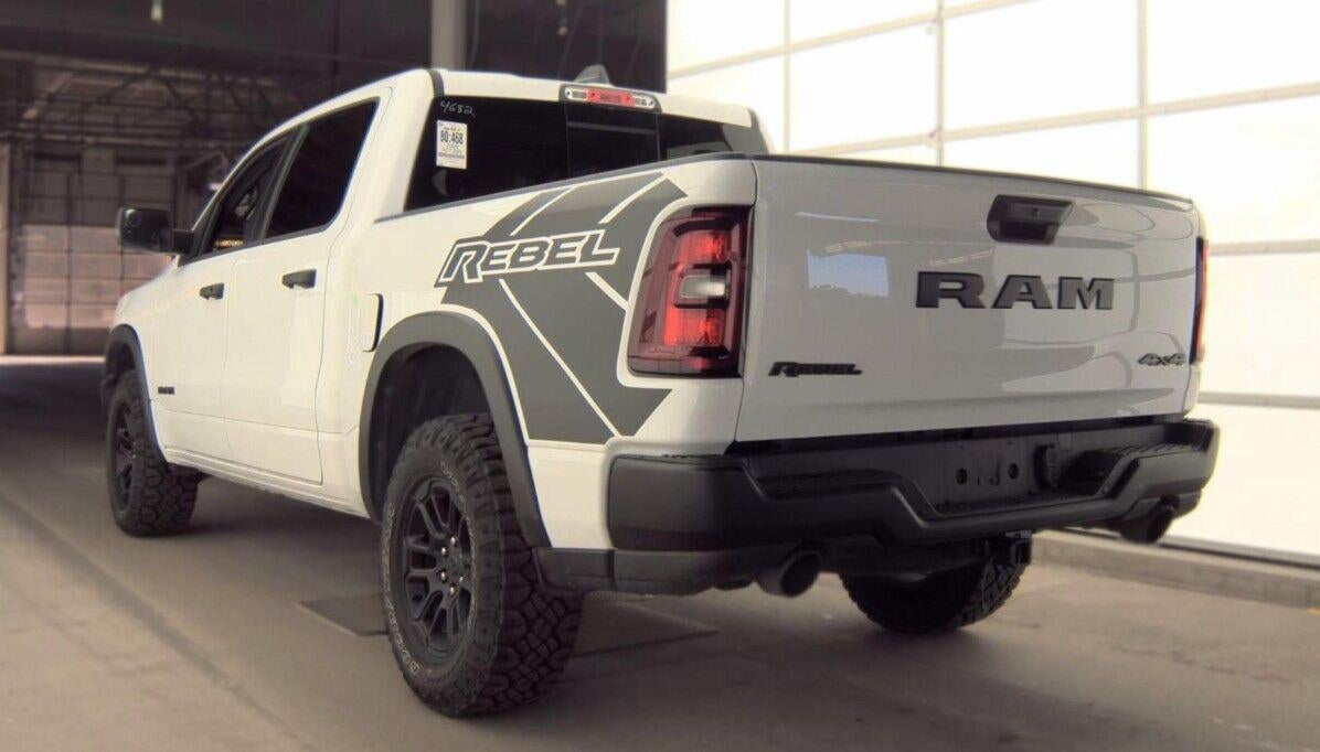 2026 RAM 1500 REBEL 4X4 CREW CAB 5'7 B