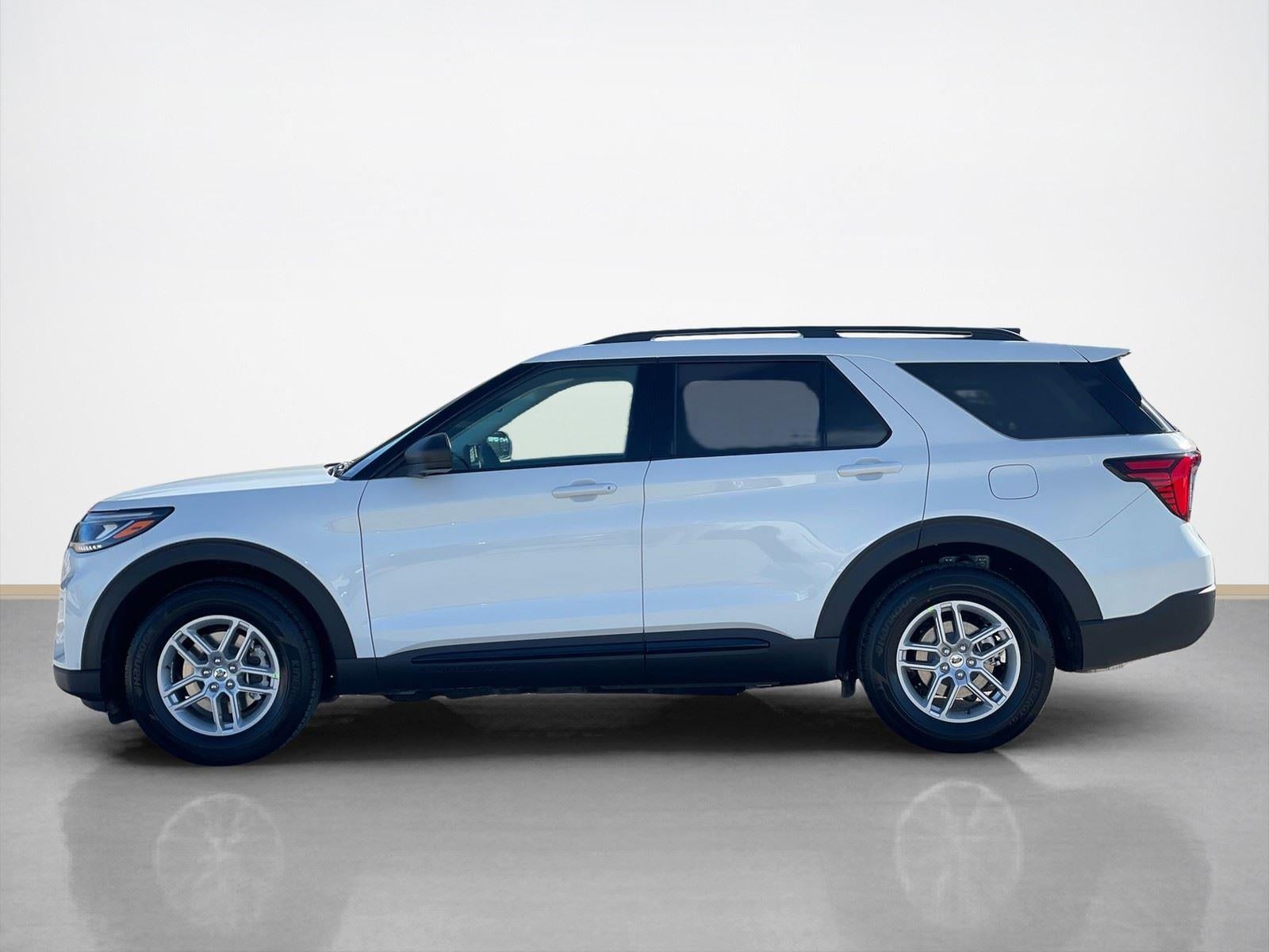 2026 Ford Explorer Active w/100A Pkg