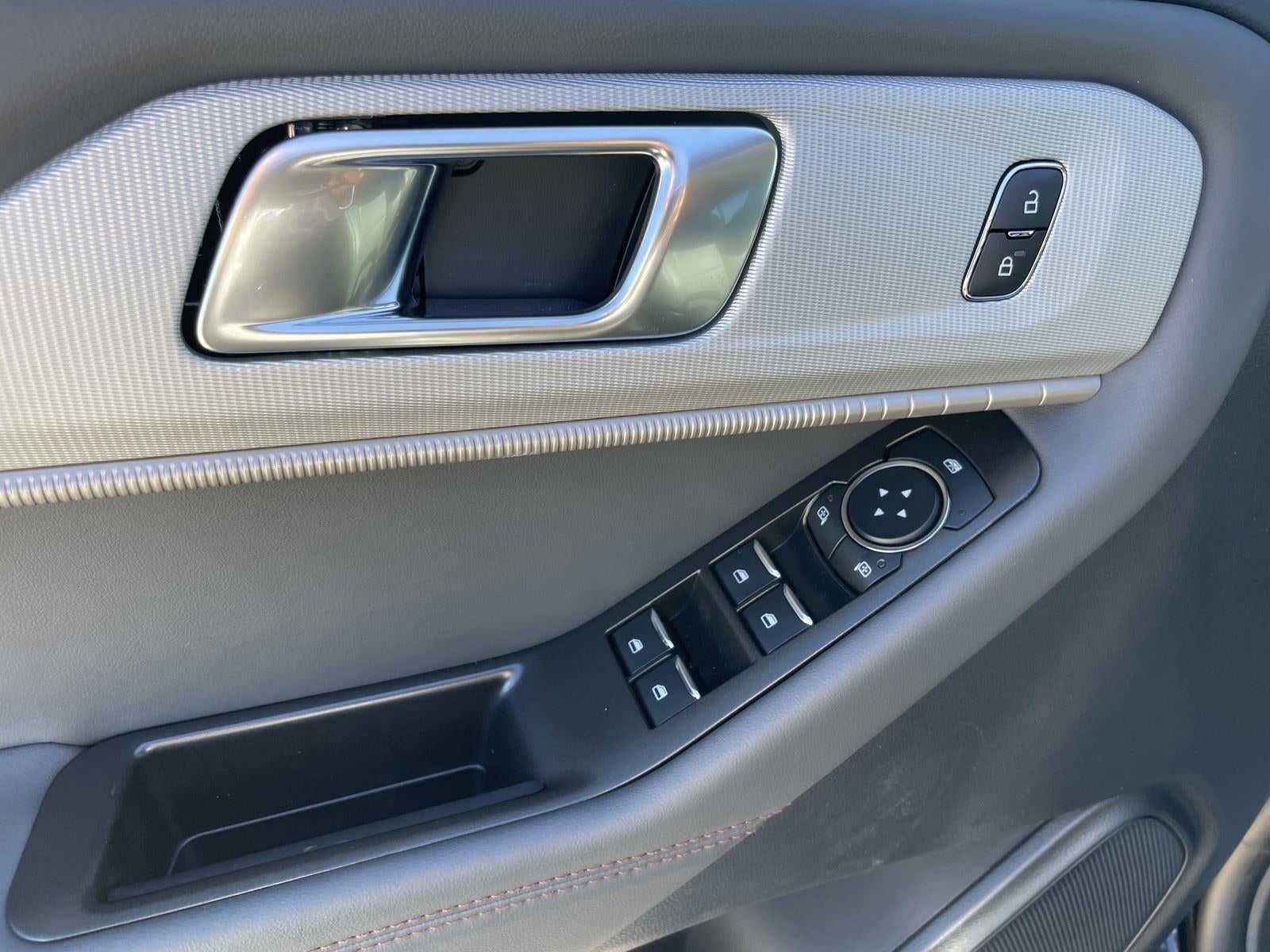 2026 Ford Explorer Active w/100A Pkg