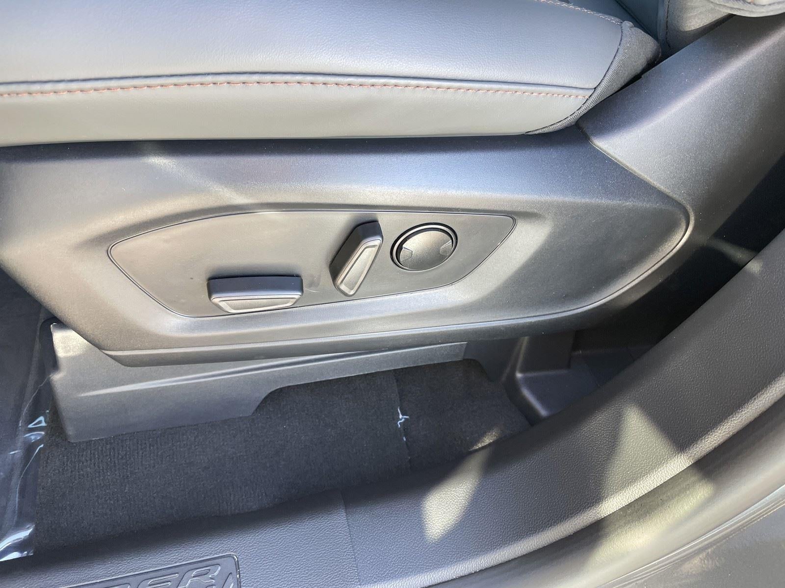 2026 Ford Explorer Active (100A)