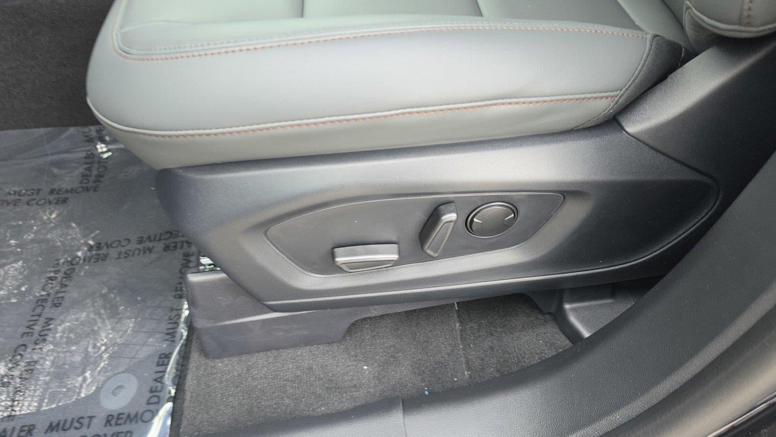 2027 Ford Explorer Active w/200A Pkg