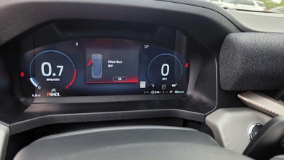 2027 Ford Explorer Active w/200A Pkg