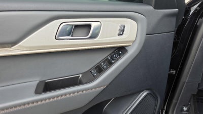 2027 Ford Explorer Active w/200A Pkg