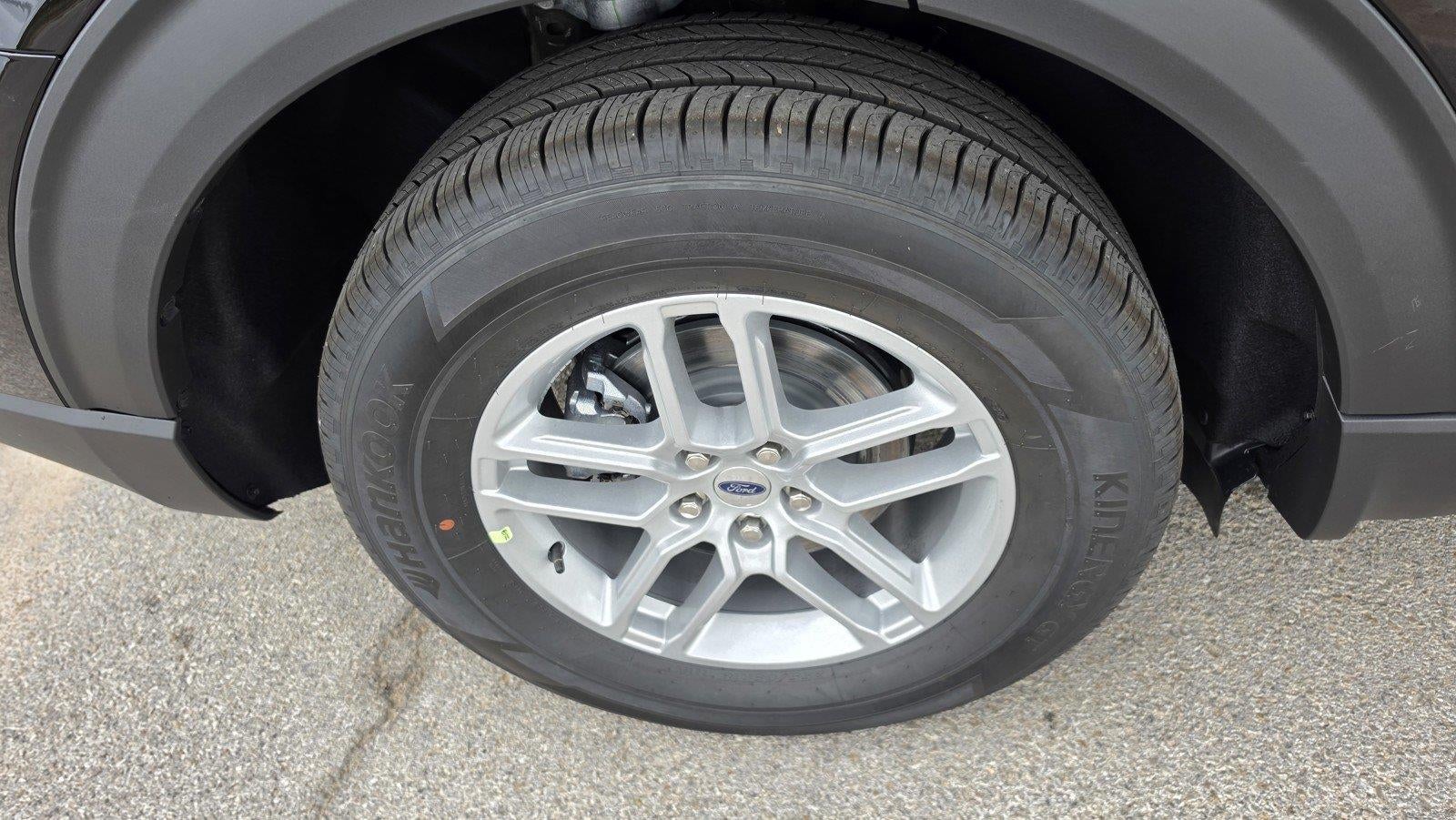 2027 Ford Explorer Active w/200A Pkg