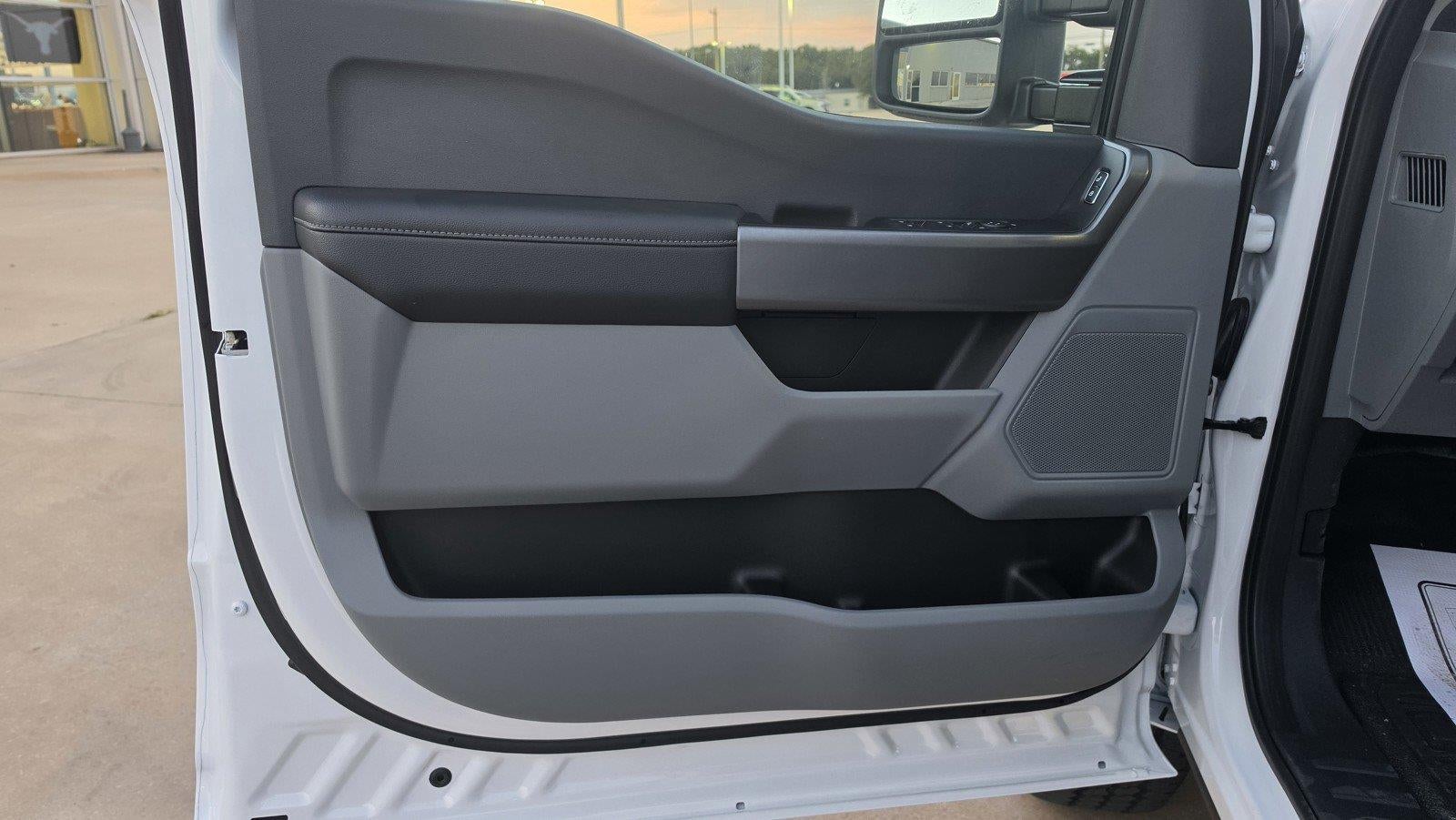 2027 Ford Super Duty F-250 Srw XLT