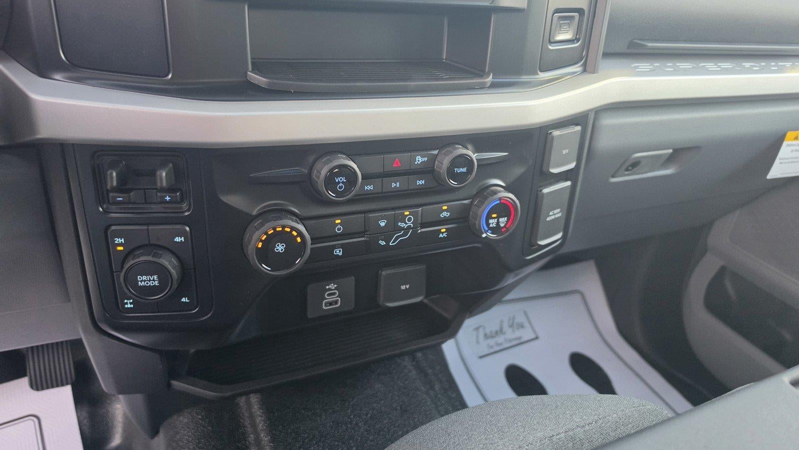 2027 Ford Super Duty F-250 Srw XLT