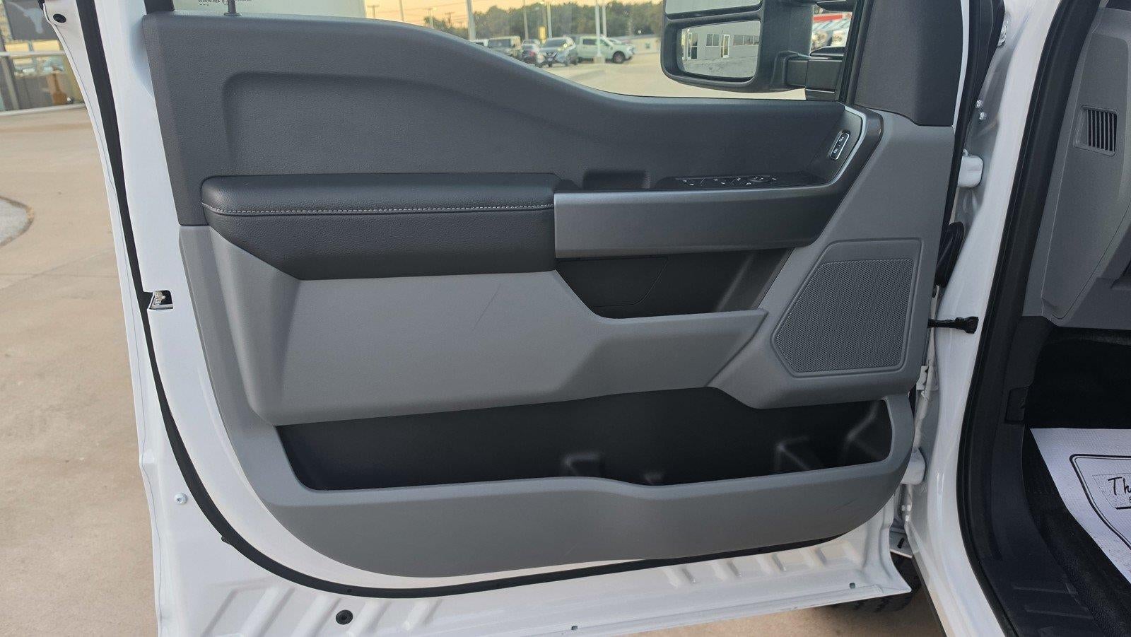 2027 Ford Super Duty F-250 Srw XLT