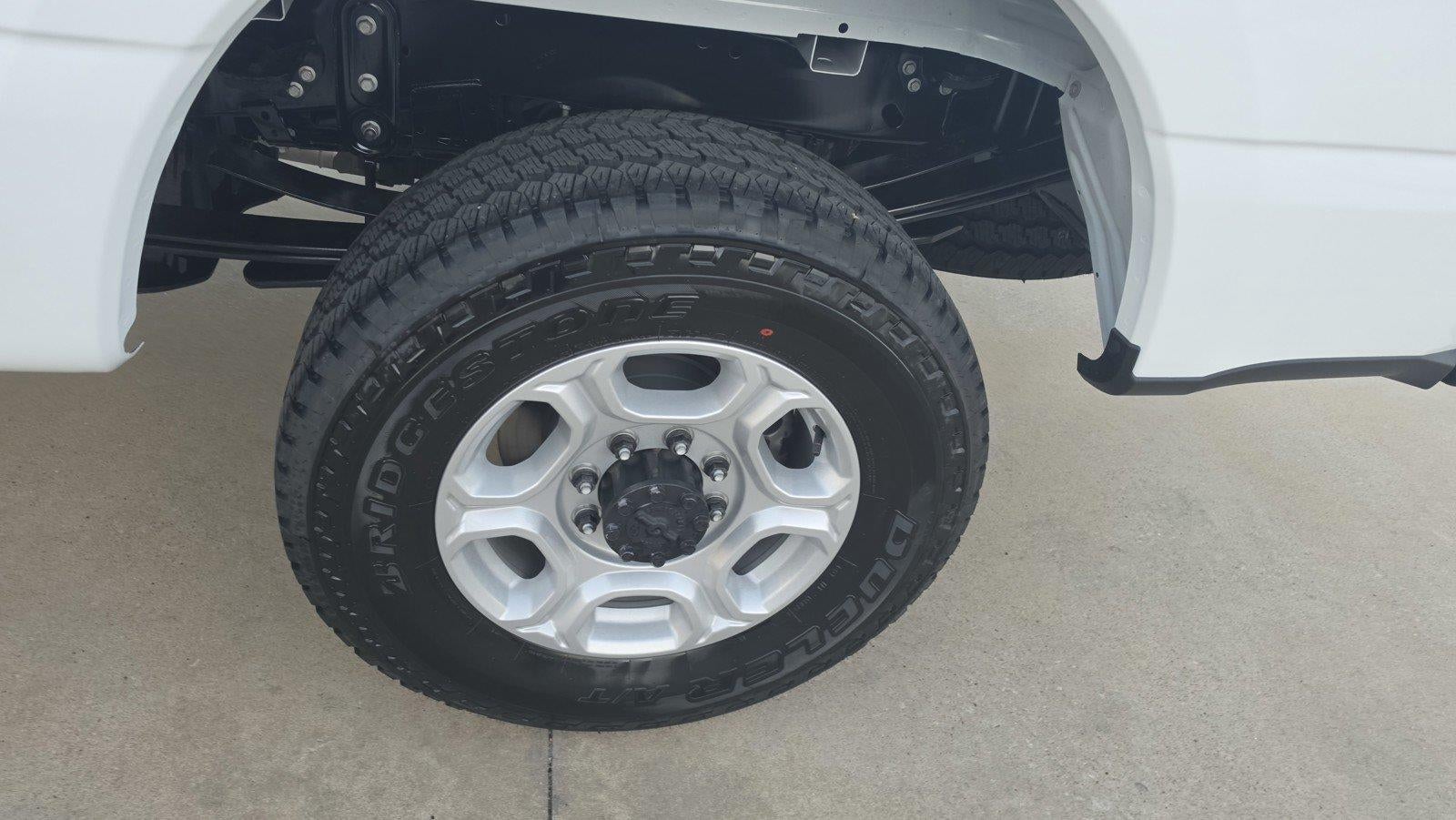 2027 Ford Super Duty F-250 Srw XLT