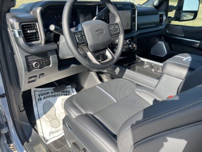 2025 Ford Super Duty F-250 SRW Platinum