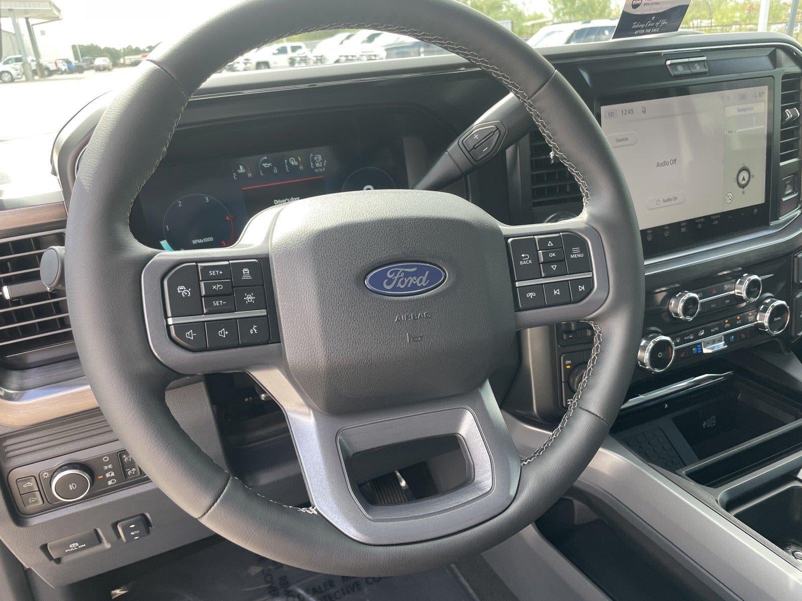 2027 Ford Super Duty F-250 SRW LARIAT