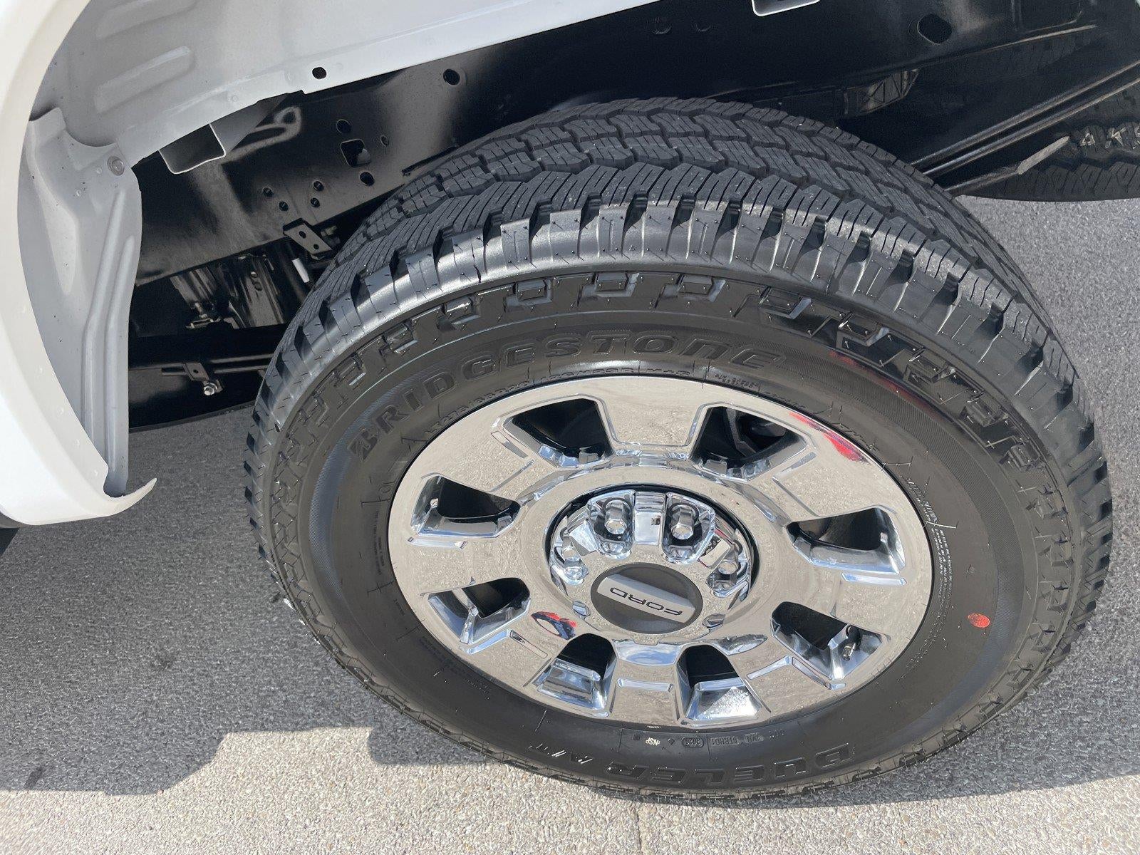 2027 Ford Super Duty F-250 SRW LARIAT