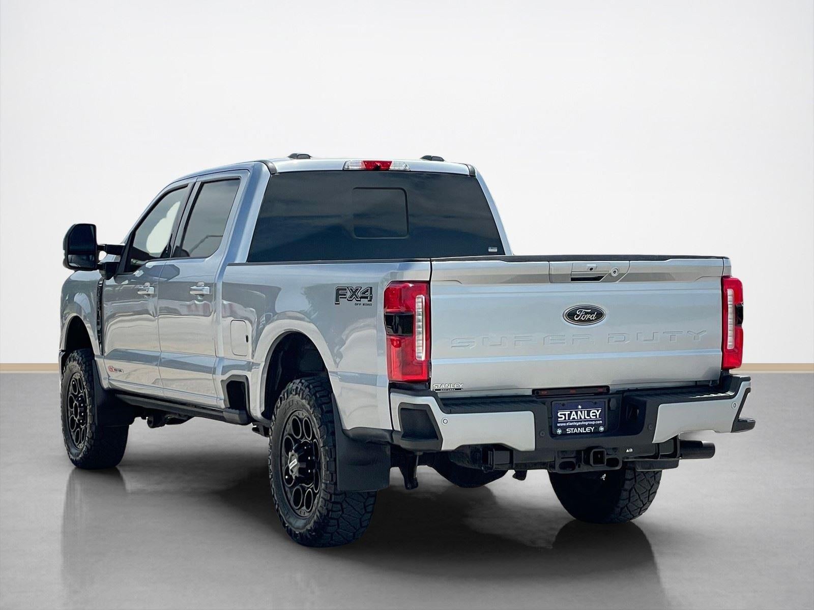 2023 Ford Super Duty F-250 SRW LARIAT
