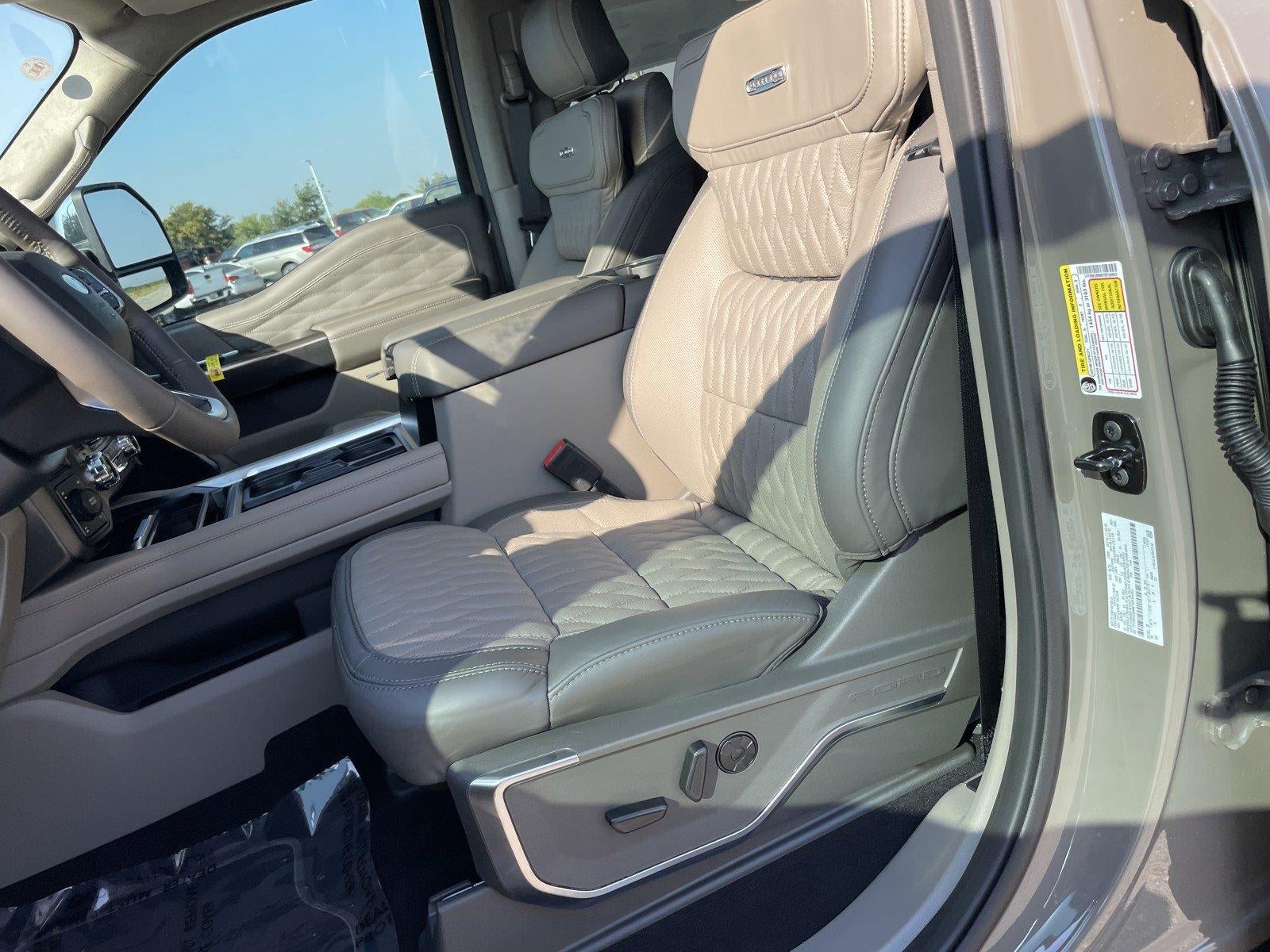 2026 Ford Super Duty F-250 Srw Platinum