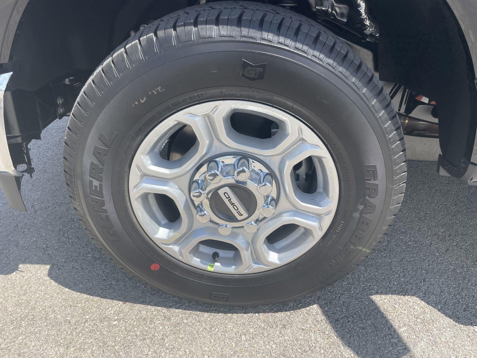 2026 Ford Super Duty F-350 SRW XLT