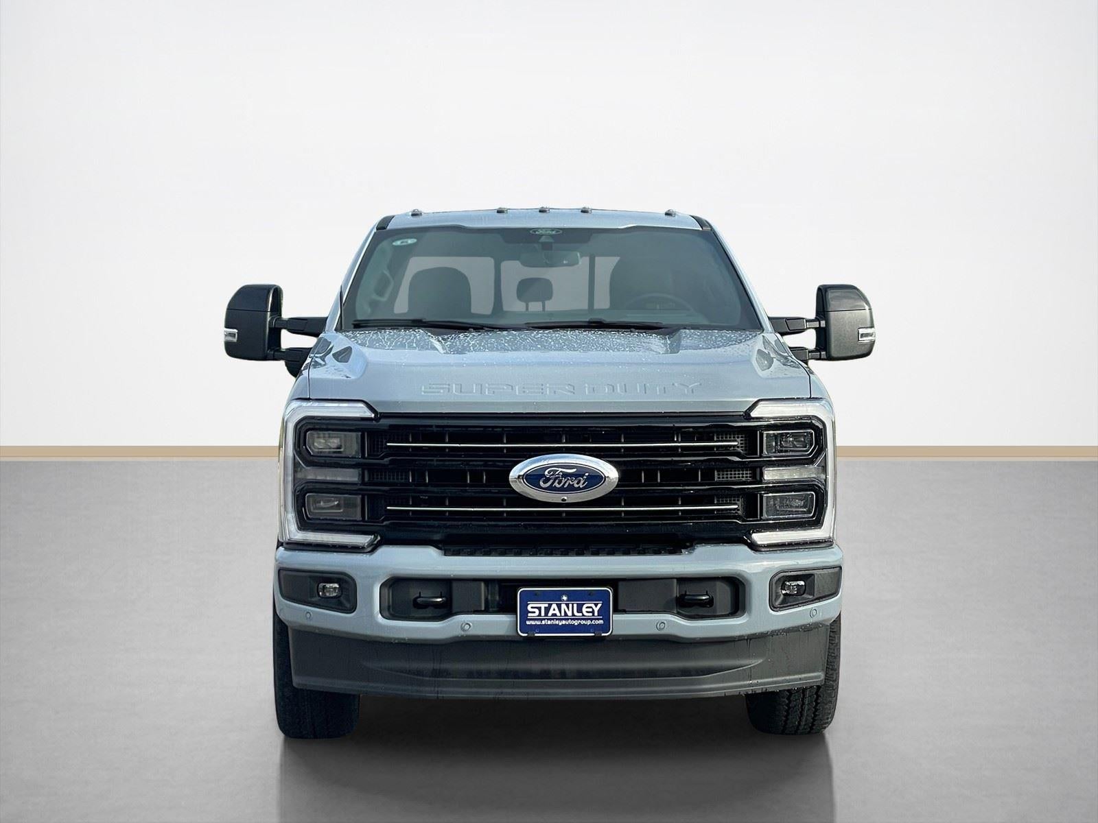 2026 Ford Super Duty F-350 SRW Platinum