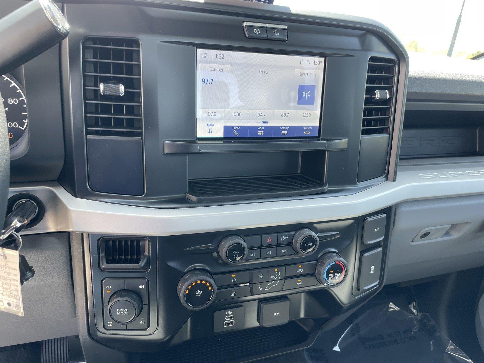 2026 Ford Super Duty F-350 Srw XL