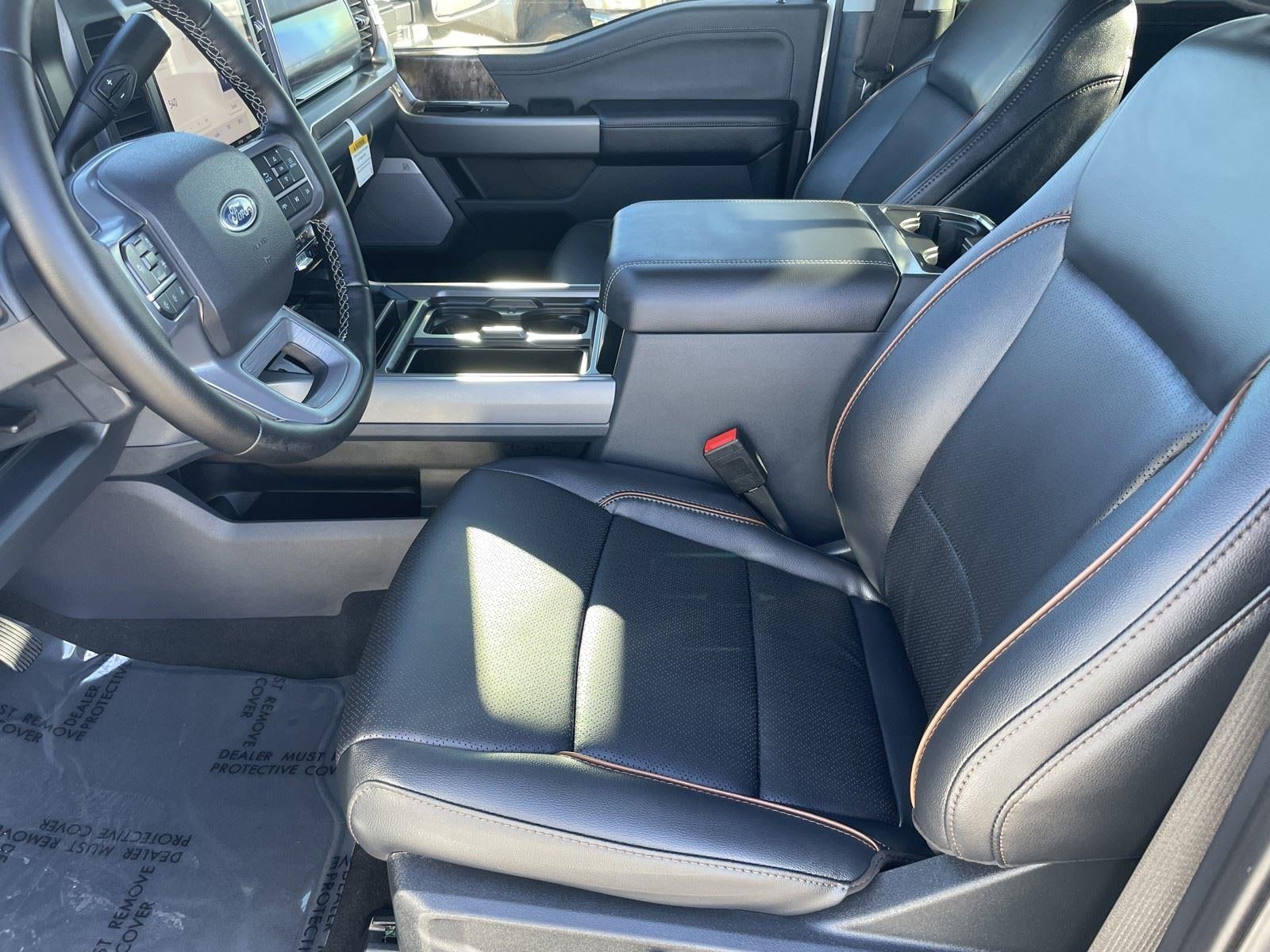 2026 Ford Super Duty F-350 SRW LARIAT