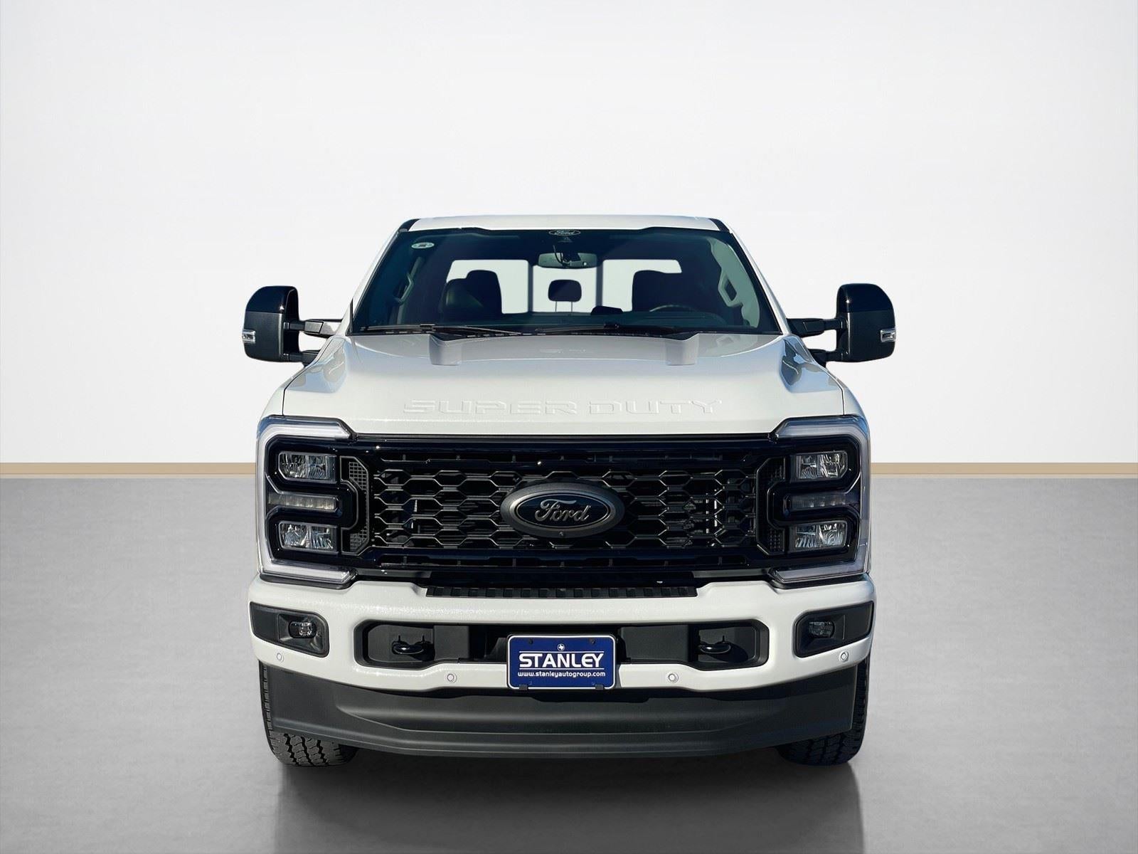 2026 Ford Super Duty F-350 SRW LARIAT