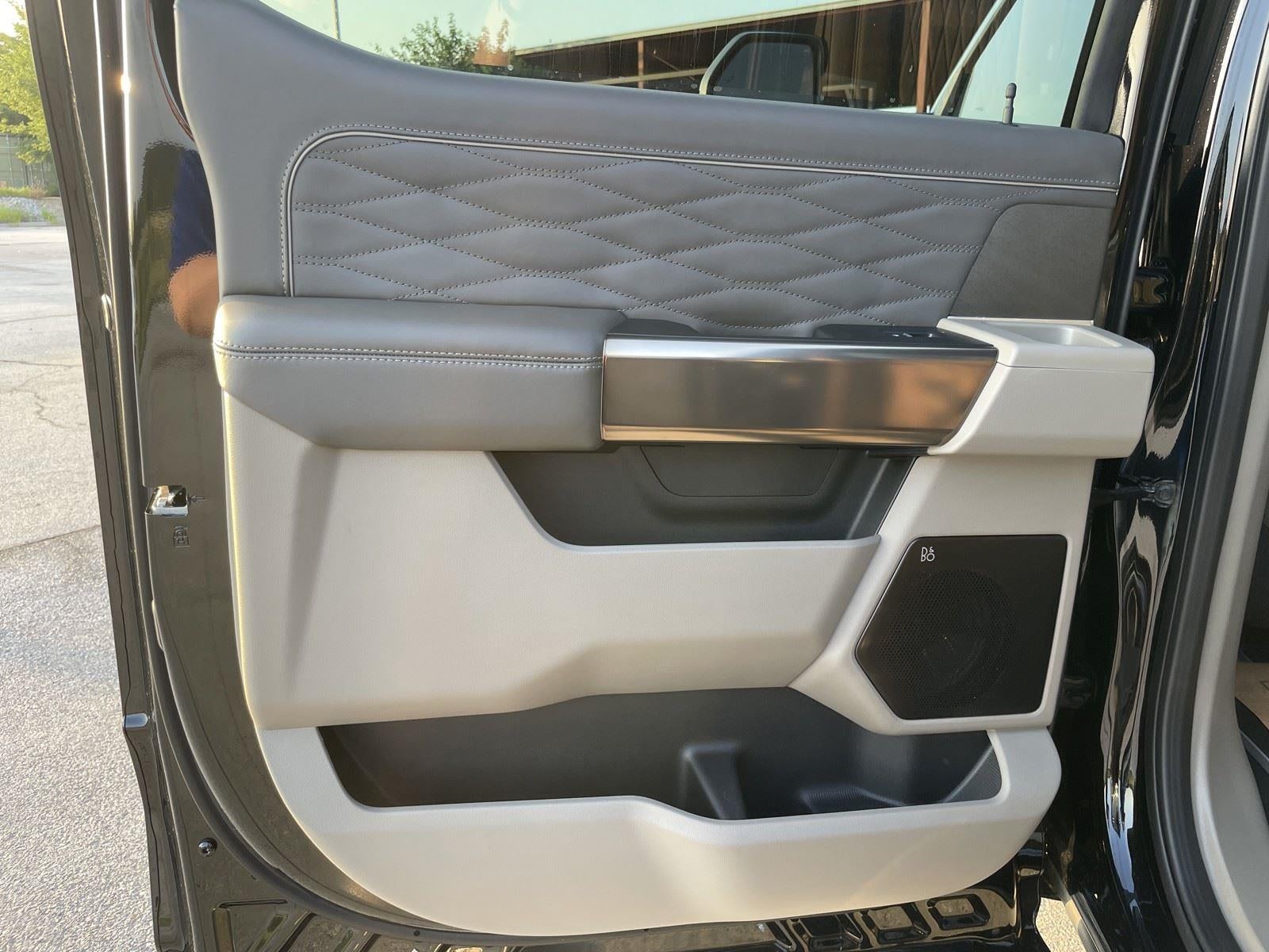 2026 Ford Super Duty F-350 DRW Platinum