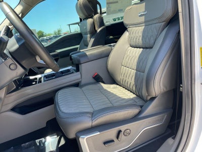 2026 Ford Super Duty F-350 DRW Platinum
