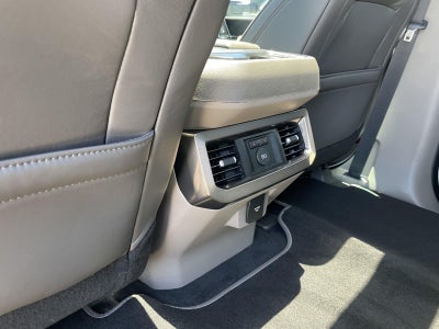 2026 Ford Super Duty F-350 DRW Platinum