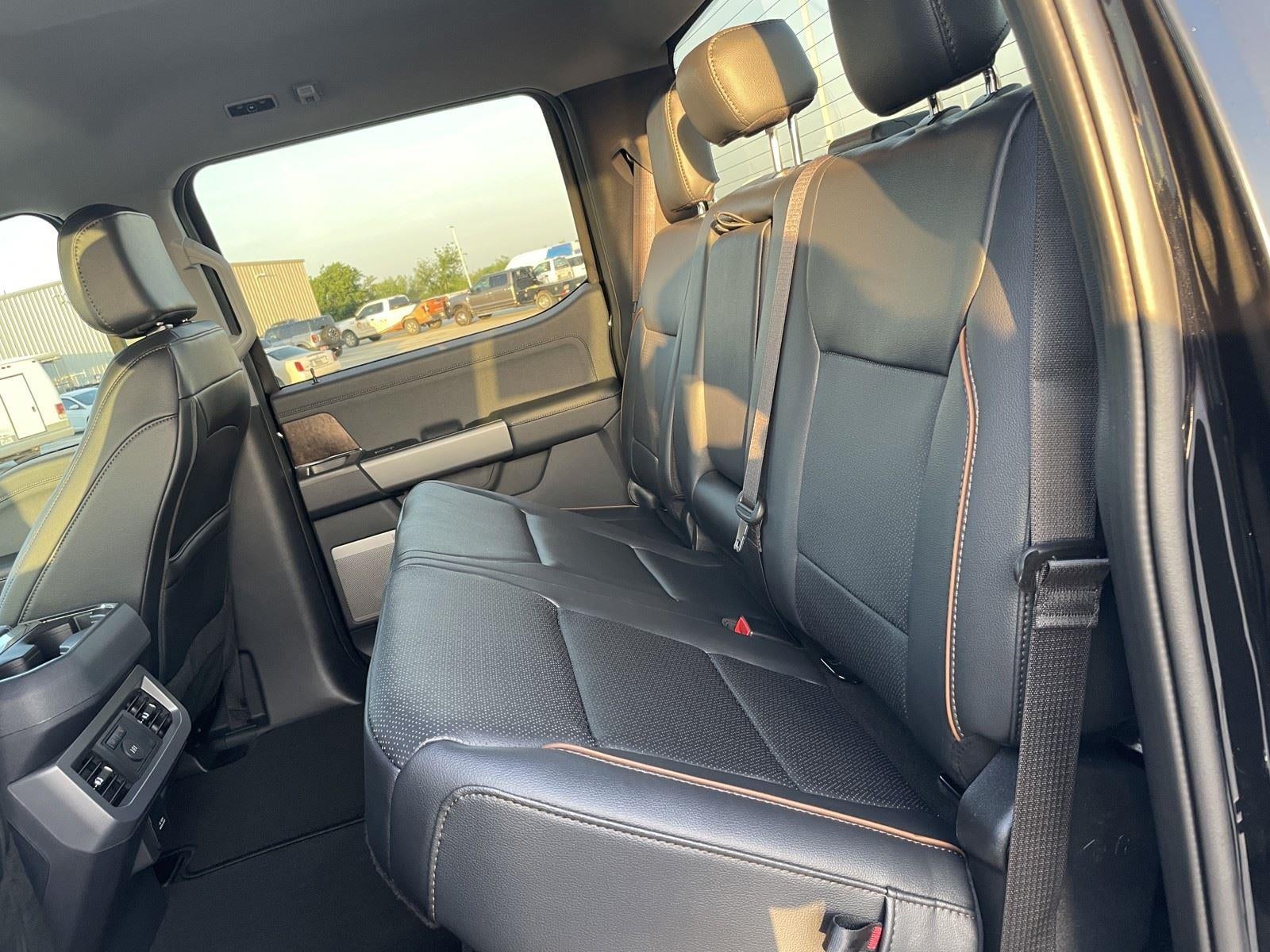 2026 Ford Super Duty F-350 DRW LARIAT