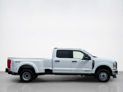2026 Ford Super Duty F-350 DRW XLT