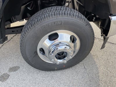 2026 Ford Super Duty F-350 DRW LARIAT