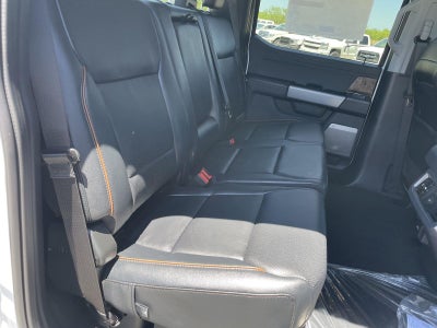2026 Ford Super Duty F-350 DRW LARIAT
