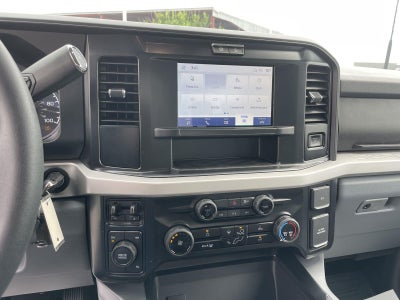 2026 Ford Super Duty F-350 DRW XLT