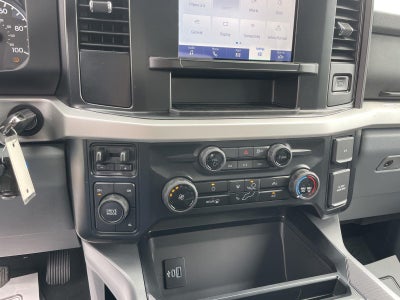 2026 Ford Super Duty F-350 DRW XLT