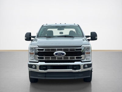 2026 Ford Super Duty F-350 DRW XLT