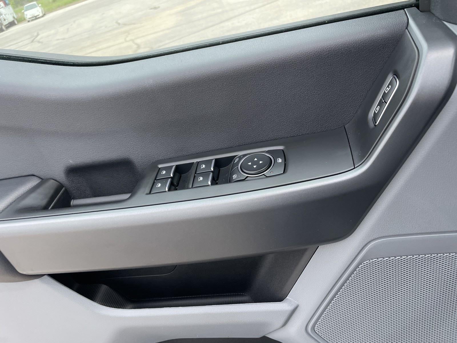 2026 Ford Super Duty F-350 DRW XLT