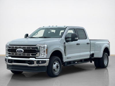 2026 Ford Super Duty F-350 DRW XLT