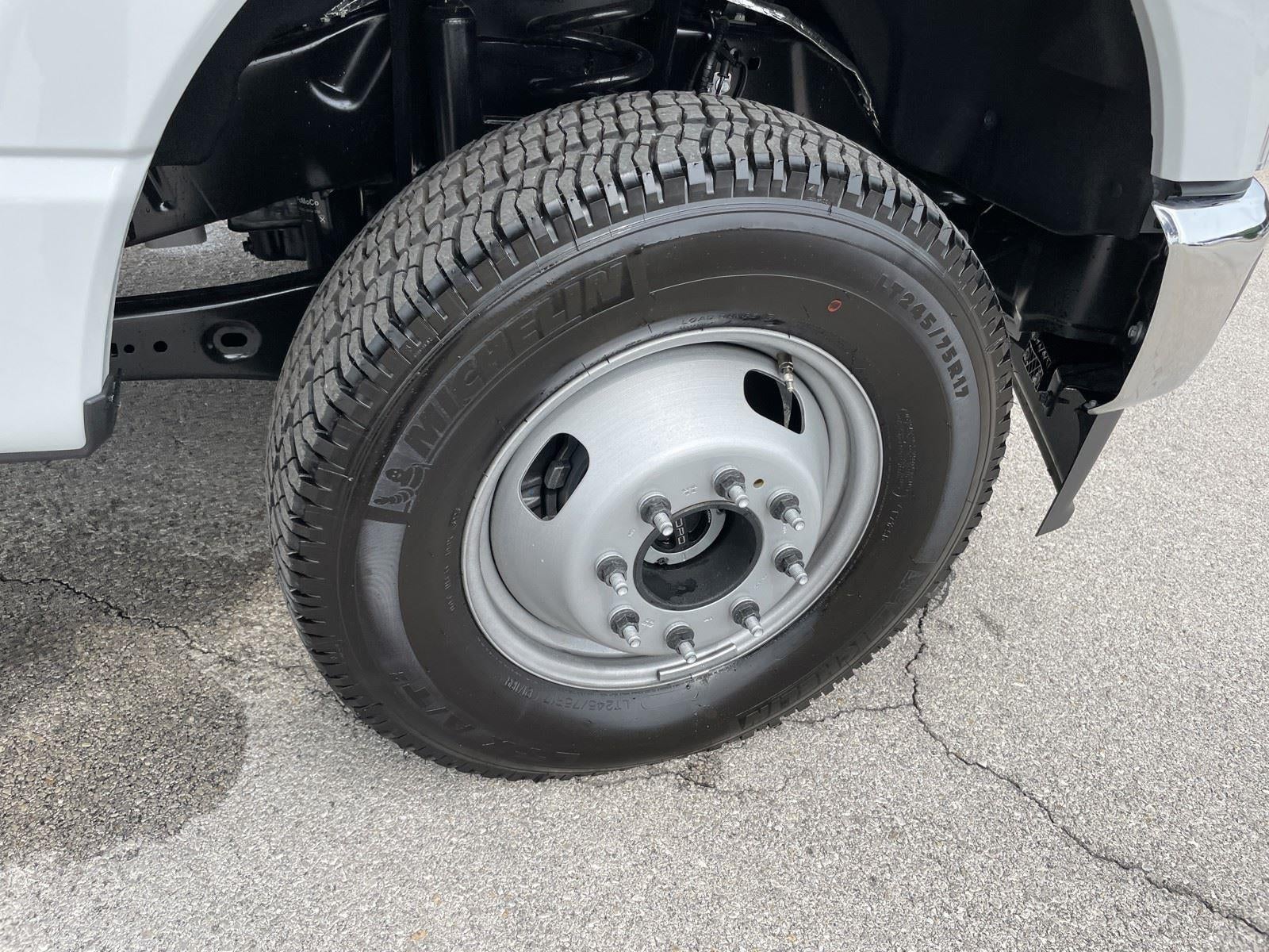 2026 Ford Super Duty F-350 DRW XLT