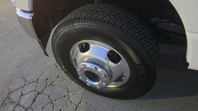 2026 Ford Super Duty F-350 DRW LARIAT