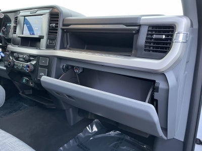 2026 Ford Super Duty F-350 DRW XLT