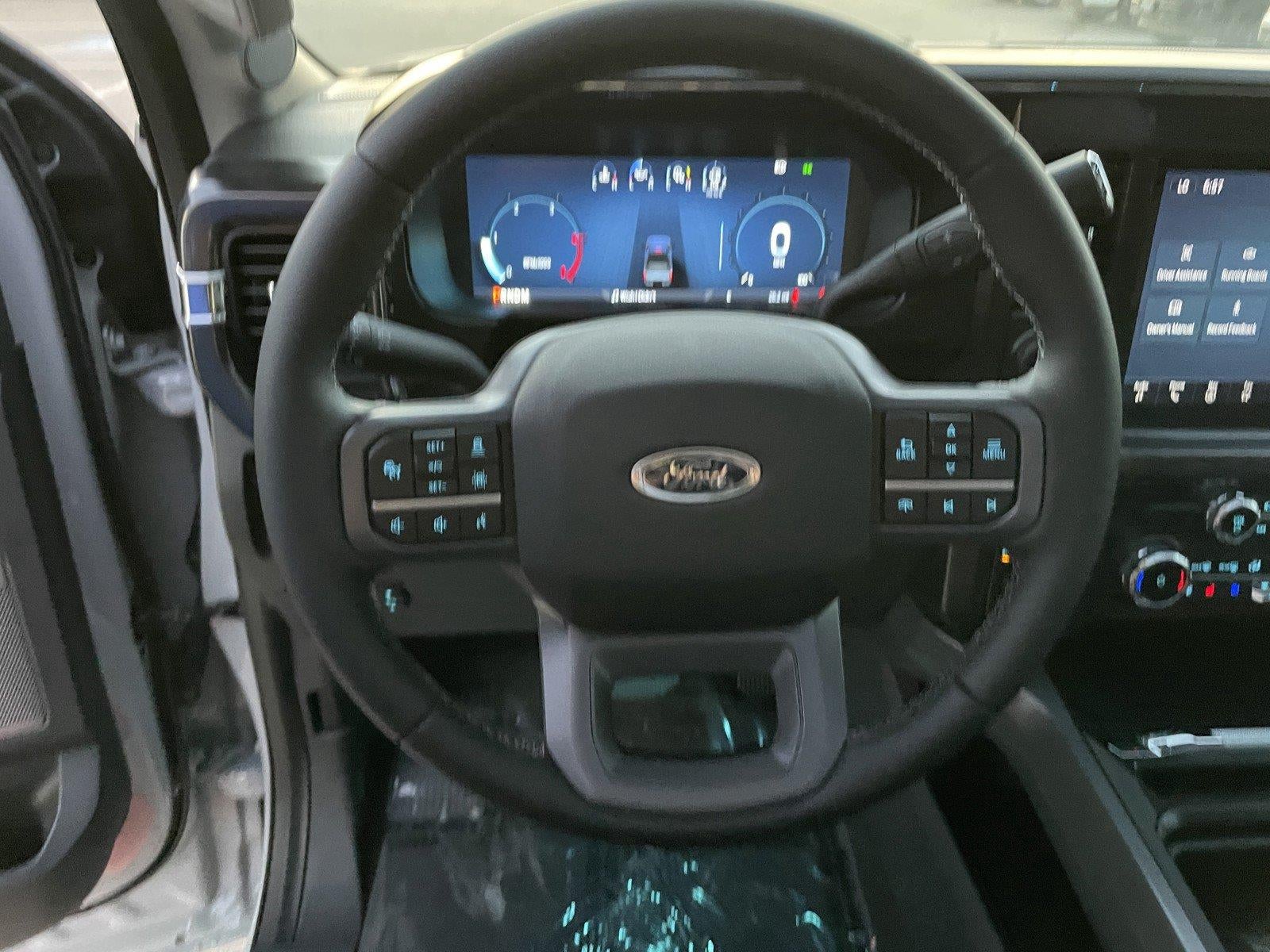 2026 Ford Super Duty F-450 Drw LARIAT