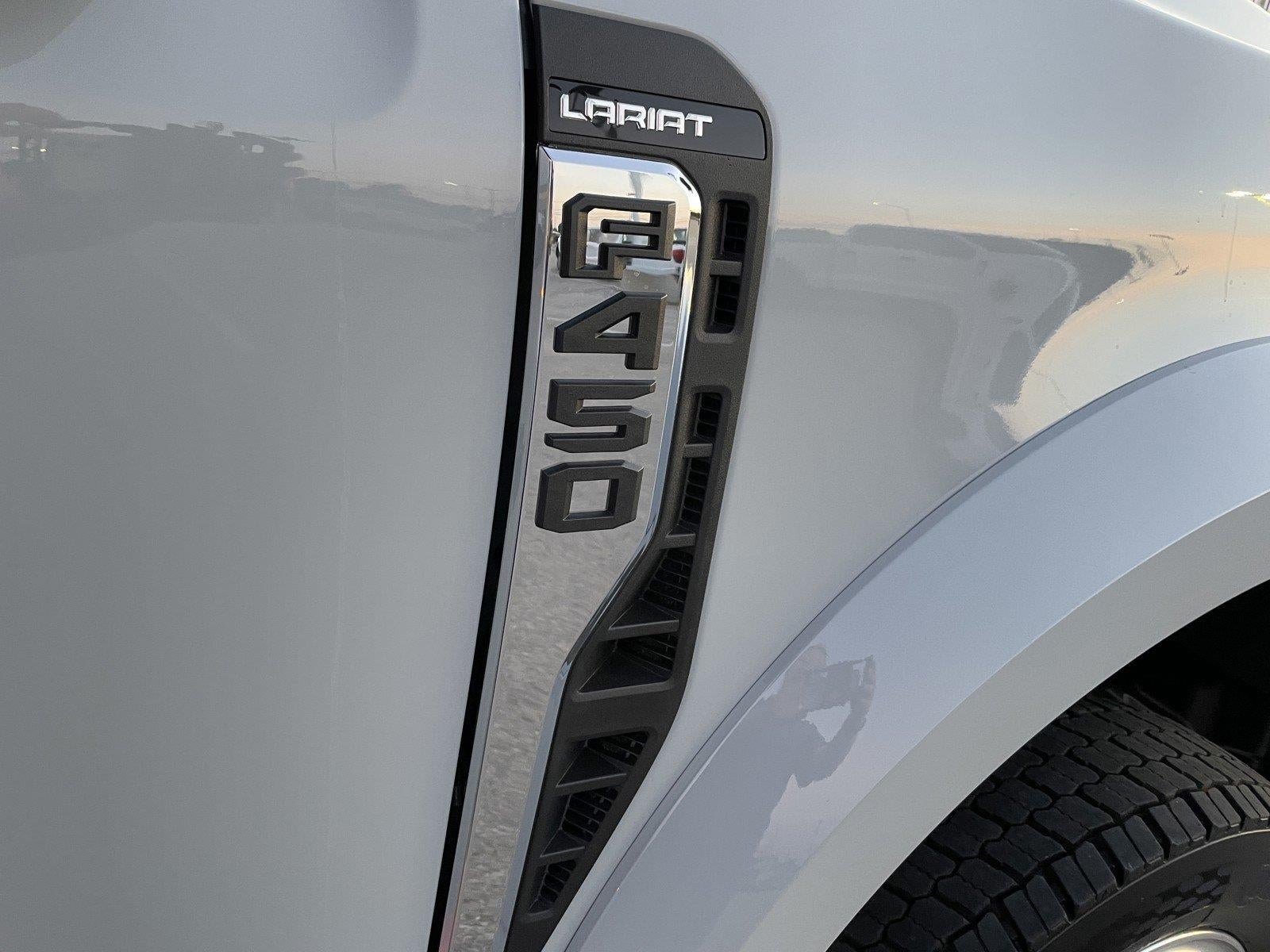2026 Ford Super Duty F-450 Drw LARIAT