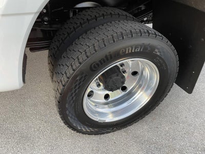 2026 Ford Super Duty F-450 Drw LARIAT