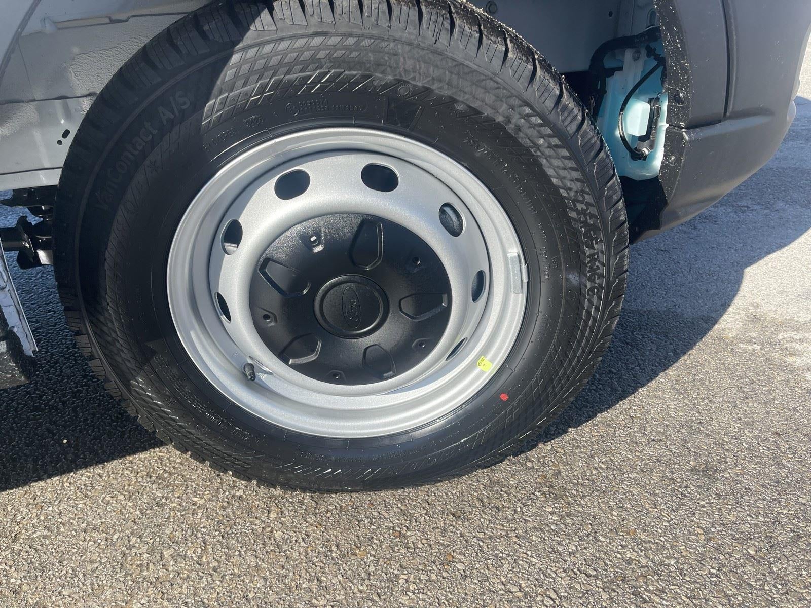 2026 Ford Transit Cargo Van T-250 148 MED RF 9150 GV