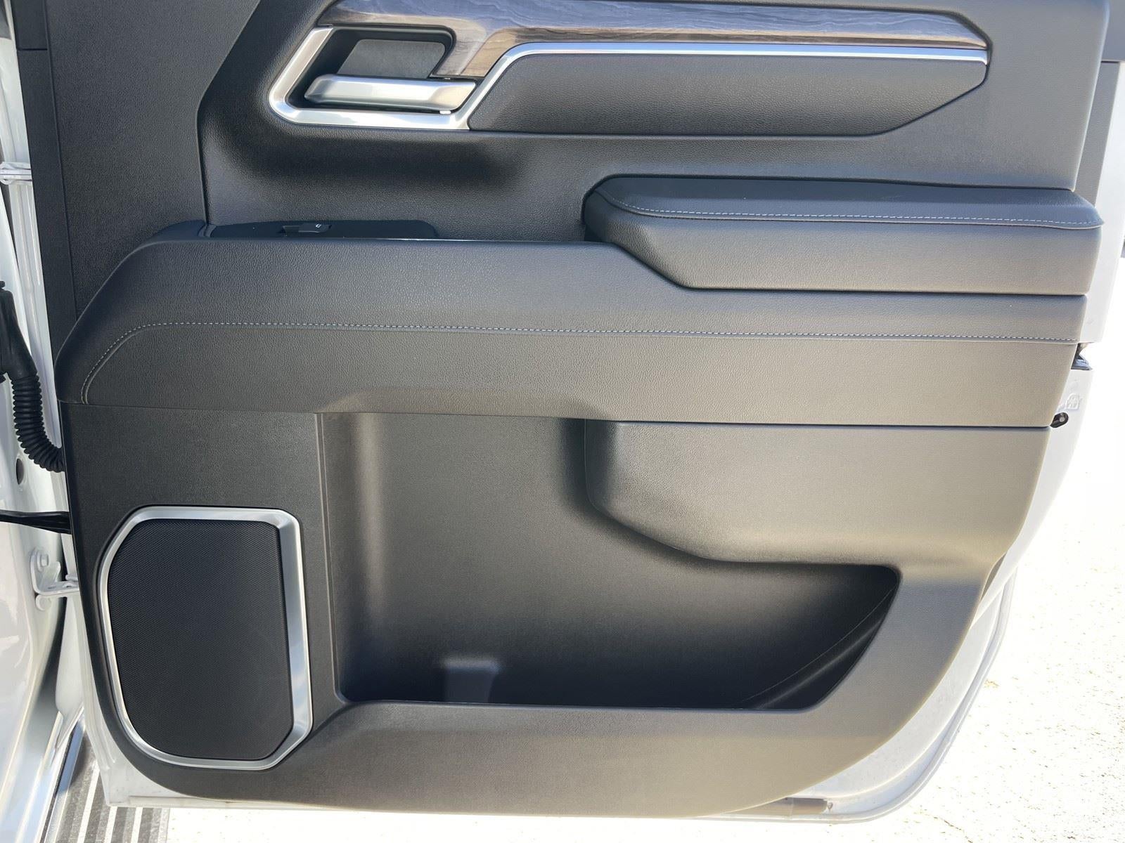 2025 Chevrolet Silverado 3500HD LTZ