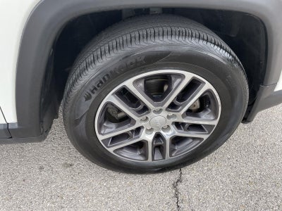 2018 Jeep Compass Latitude w/Sun/Wheel Pkg