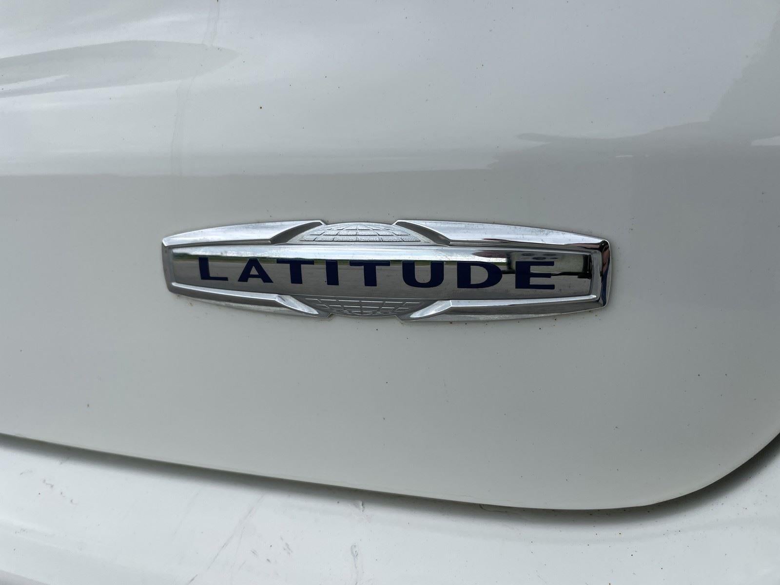 2018 Jeep Compass Latitude w/Sun/Wheel Pkg