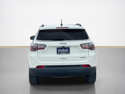 2018 Jeep Compass Latitude w/Sun/Wheel Pkg